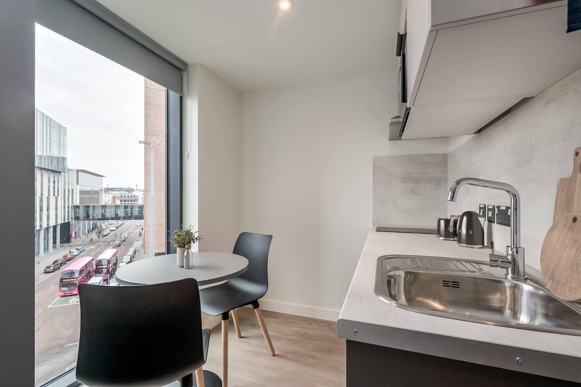 The Best Value Option For The City Centre - Non Students Welcome Belfast Eksteriør billede