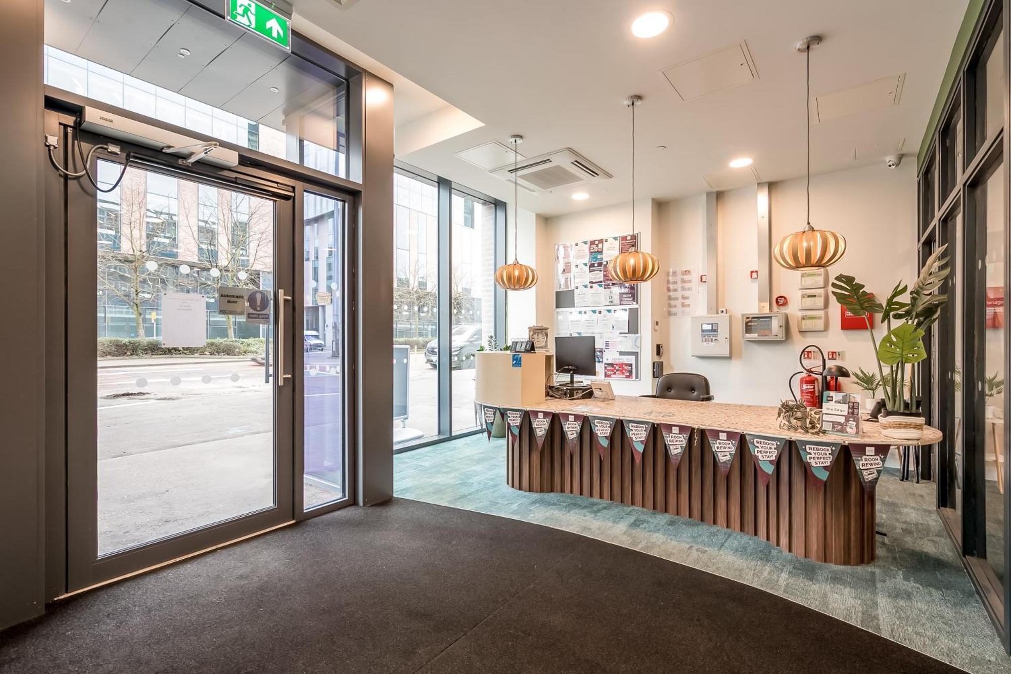 The Best Value Option For The City Centre - Non Students Welcome Belfast Eksteriør billede